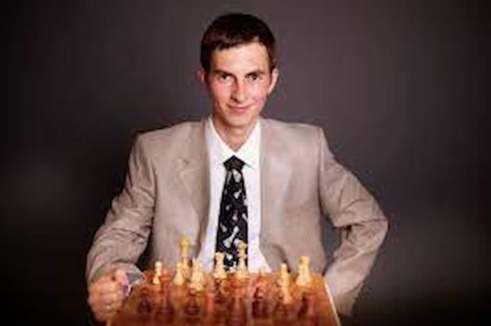 Best Chess Openings for Beginners with White--Remote Chess Academy